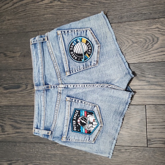 Patch work Jean Shorts - Picture 2 of 2